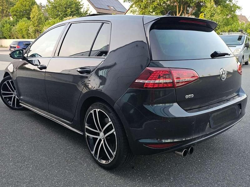 Gebraucht VW Golf GTD 184 PS (135 kW) 2015 Grau Limousine