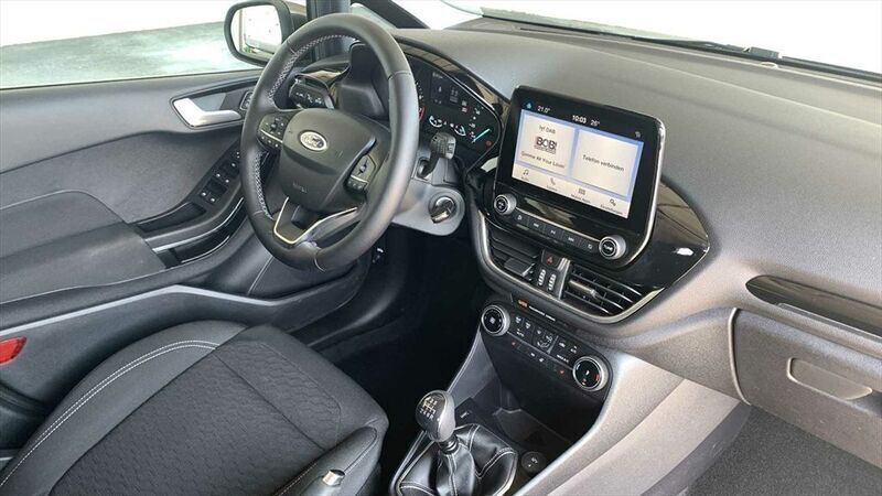 Gebraucht Ford Fiesta Titanium 125 PS (91 kW) 2022 Grau / magneticgrau / metallic Kleinwagen