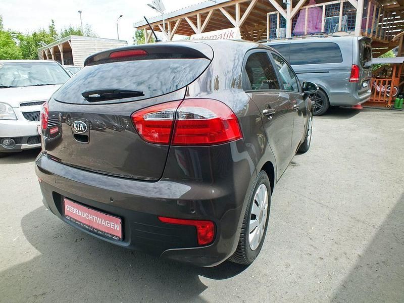Gebraucht Kia Rio Platinum Edition 109 PS (80 kW) 2016 Limousine