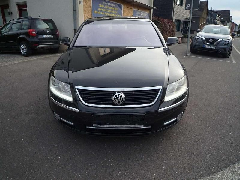 Gebraucht VW Phaeton 239 PS (175 kW) 2009 Tarantellaschwarz perleffekt Limousine