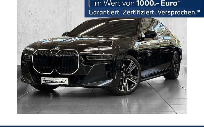 Schwarz Gebraucht 2024 BMW 750e Limousine | 98.780 € (Guter Preis) - Bild 1/4