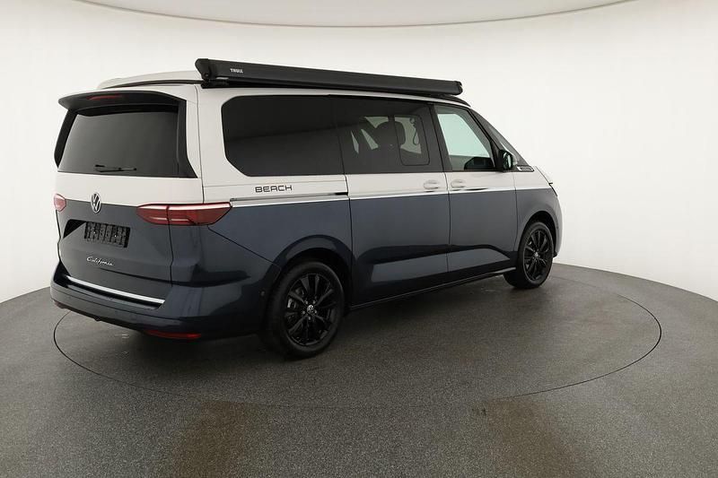 Gebraucht VW California Beach 150 PS (110 kW) 2025 Candy weiß/ starlight blue metallic Van