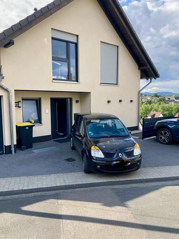 Schwarz Gebraucht 2005 Renault Modus Van / Kleinbus | 1.000 € (Superpreis) - Bild 1/4