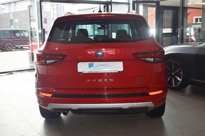 Gebraucht Seat Ateca 4Drive 190 PS (139 kW) 2017 Rot SUV