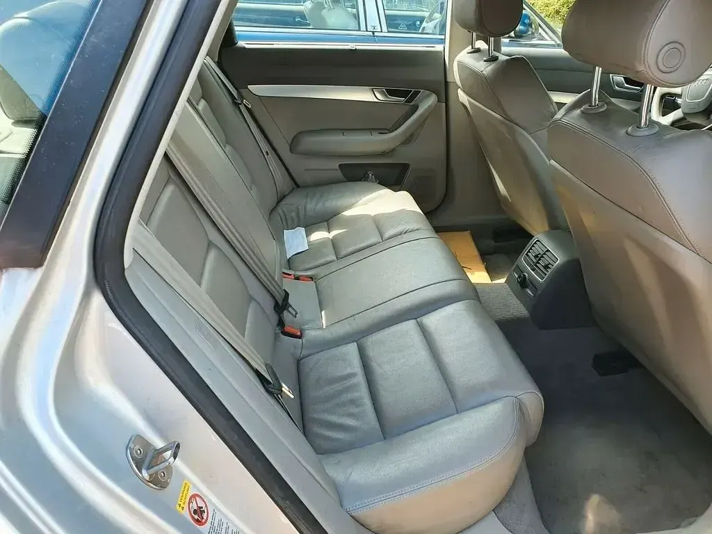 Używany Audi A6 177 KM (130 kW) 2005 Srebrny Sedan/Limuzyna
