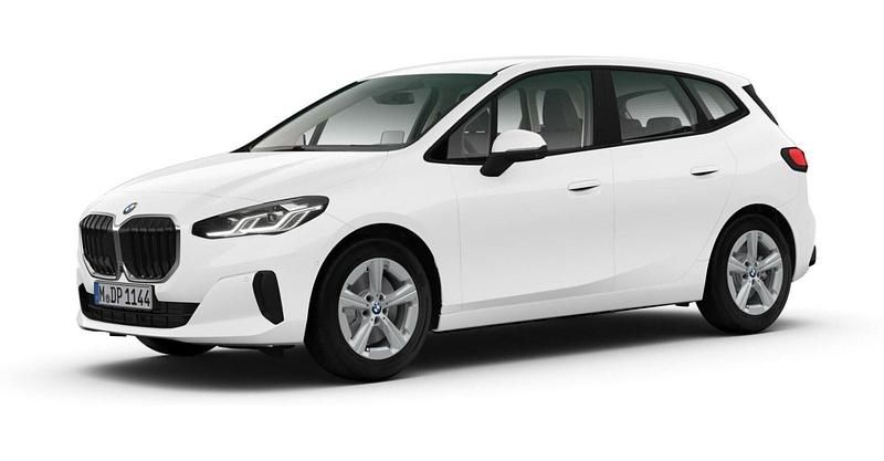 Weiß Gebraucht 2023 BMW 223 Active Tourer Luxury Line Van / Kleinbus | 33.453 € (Guter Preis) - Bild 1/4