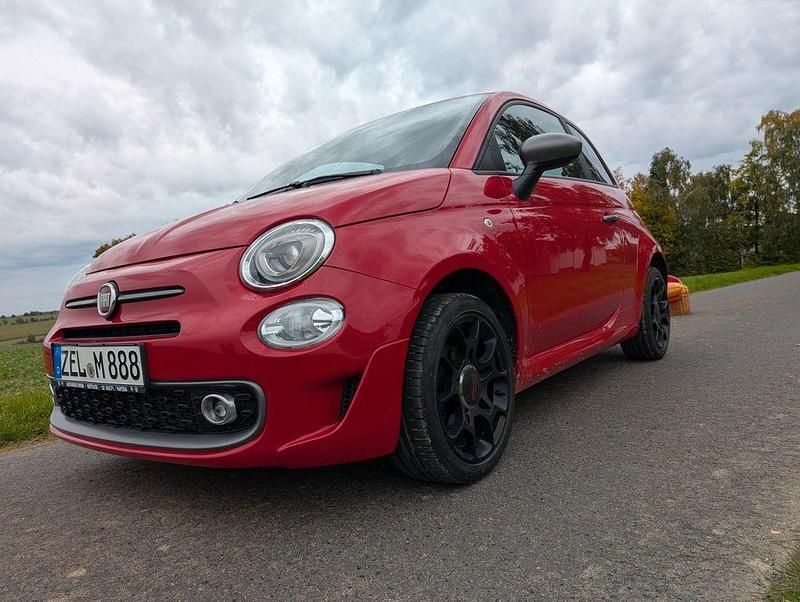 Rot Gebraucht 2018 Fiat 500 S Kleinwagen | 10.500 € (Fairer Preis) - Bild 1/4