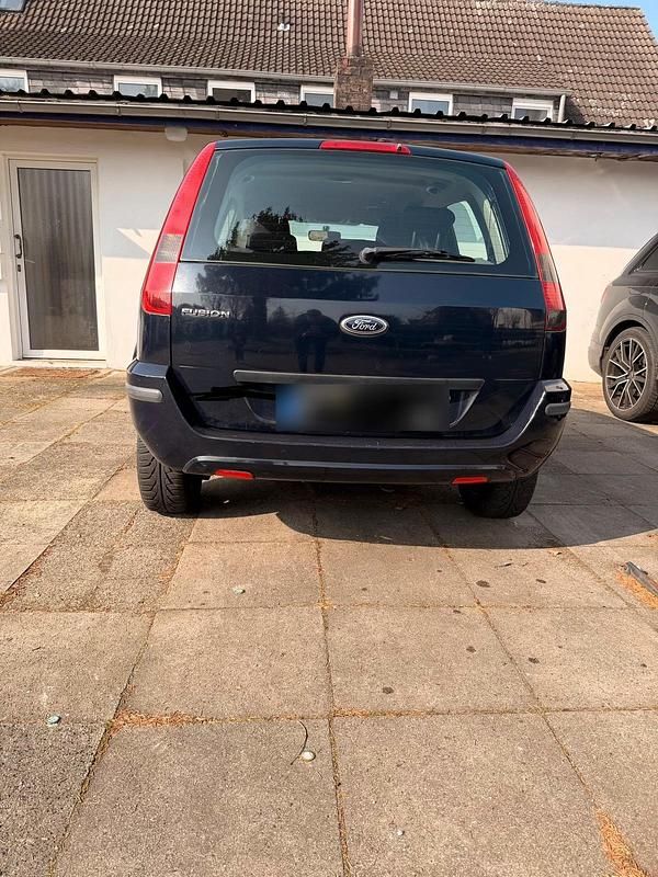 Gebraucht Ford Fusion 75 PS (55 kW) 2005 Blau Kleinwagen