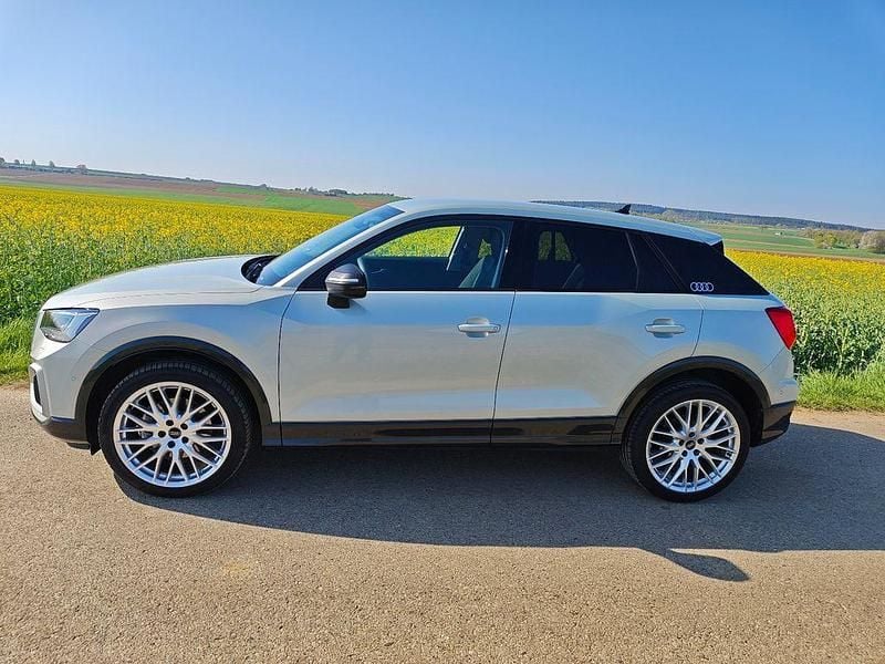 Usata Audi Q2 110 CV (80 kW) 2024 Argento SUV
