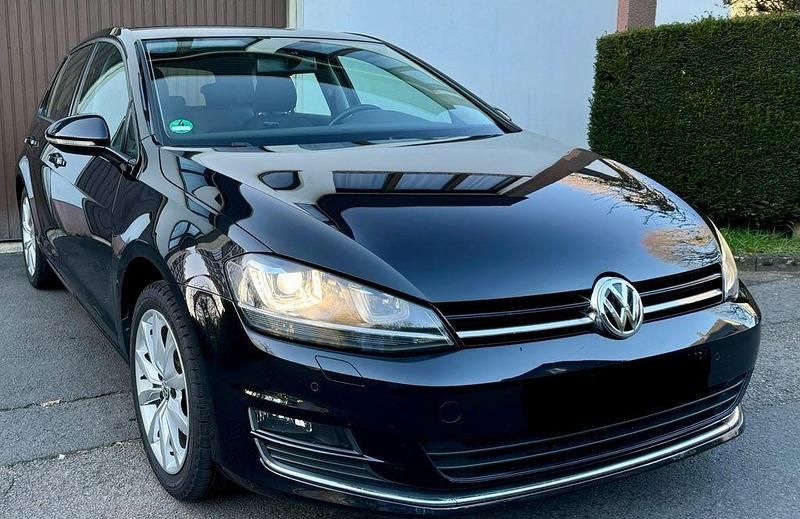 Schwarz Gebraucht 2013 VW Golf VII Highline Limousine | 11.600 € (Etwas zu teuer) - Bild 1/4