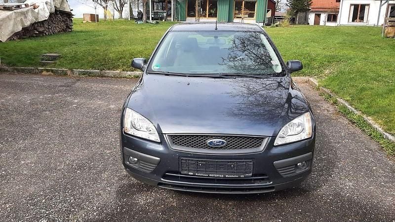 Second-hand Ford Focus Style 101 CP (74 kW) 2008 Gri Berlinǎ