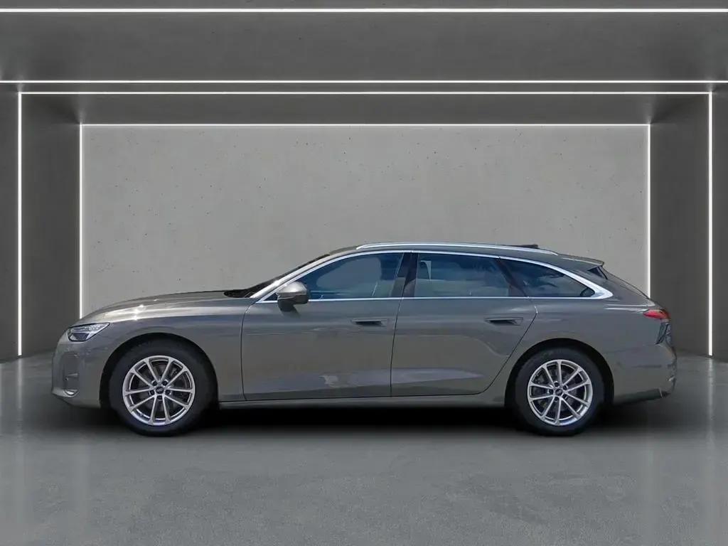 Gebraucht Audi A6 Advanced 204 PS (150 kW) 2025 Chronosgrau metallic Kombi