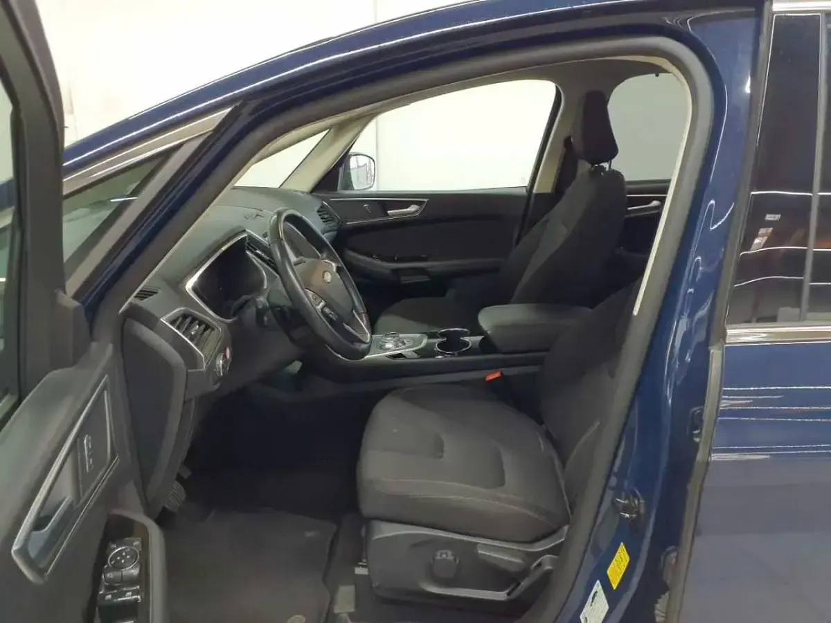 Gebraucht Ford S-MAX Titanium 190 PS (139 kW) 2019 Blau Van / Kleinbus