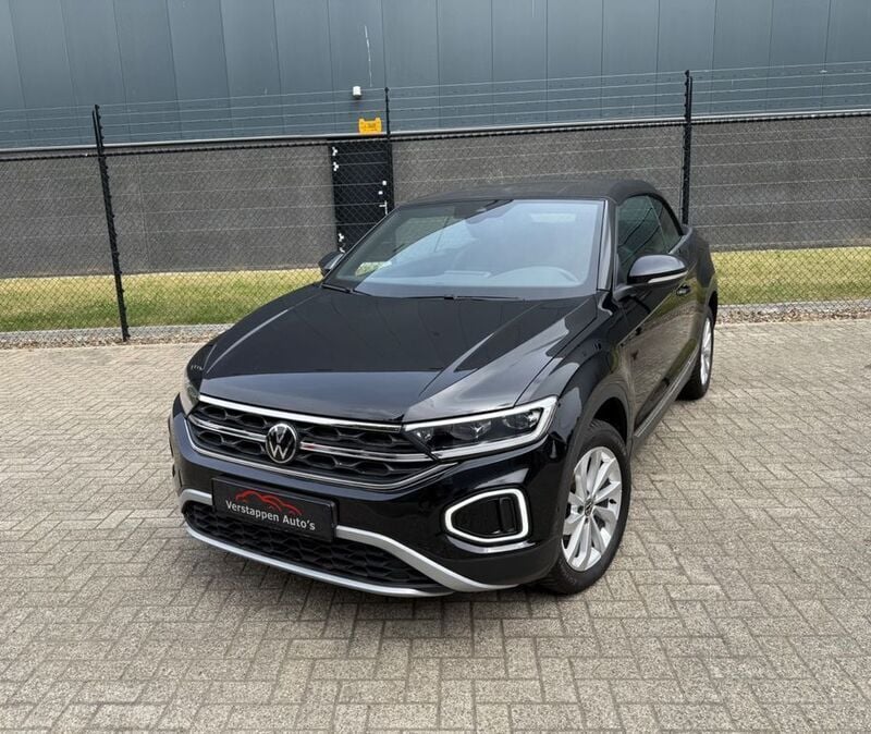 Schwarz Gebraucht 2023 VW T-Roc Cabriolet Style Cabrio | 23.900 € (Superpreis) - Bild 1/4
