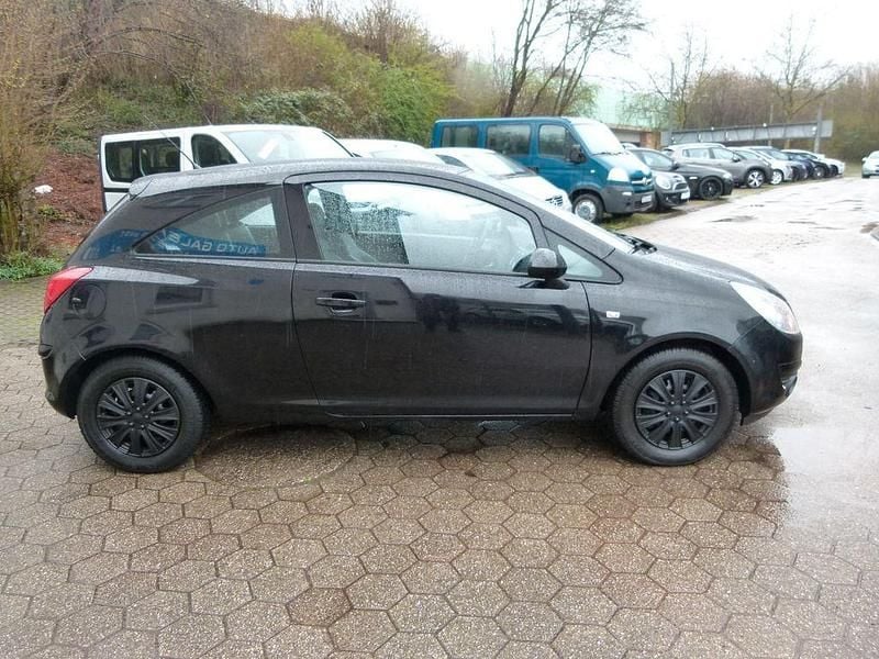 Gebraucht Opel Corsa Innovation 86 PS (63 kW) 2010 Schwarz Kleinwagen