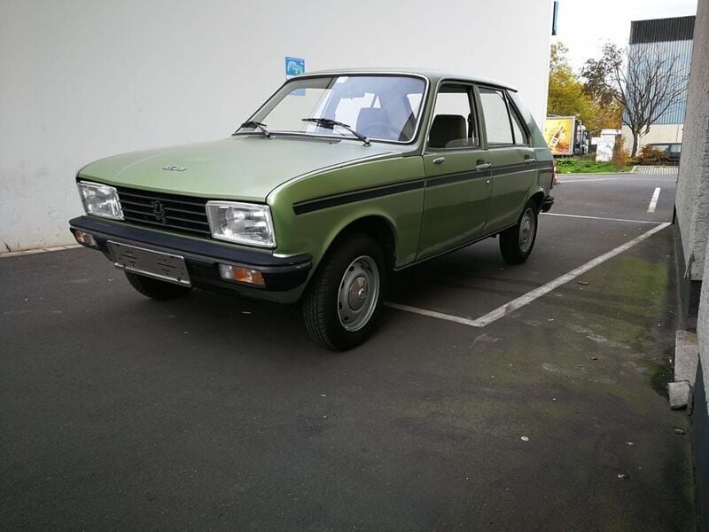 Grün Gebraucht 1977 Peugeot 104 Limousine | 4.999 € - Bild 1/4
