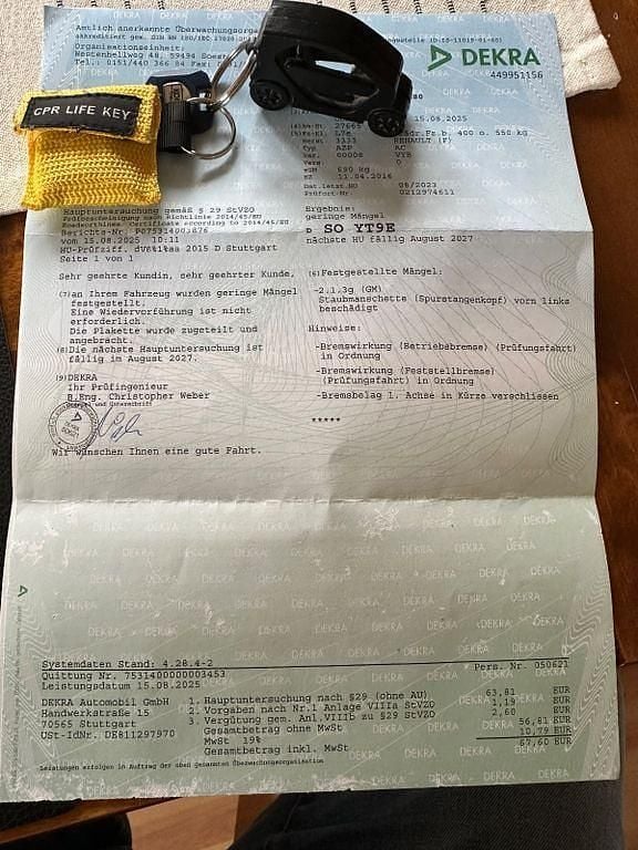 Weiß Gebraucht 2016 Renault Twizy Kleinwagen | 4.250 € (Guter Preis) - Bild 1/4