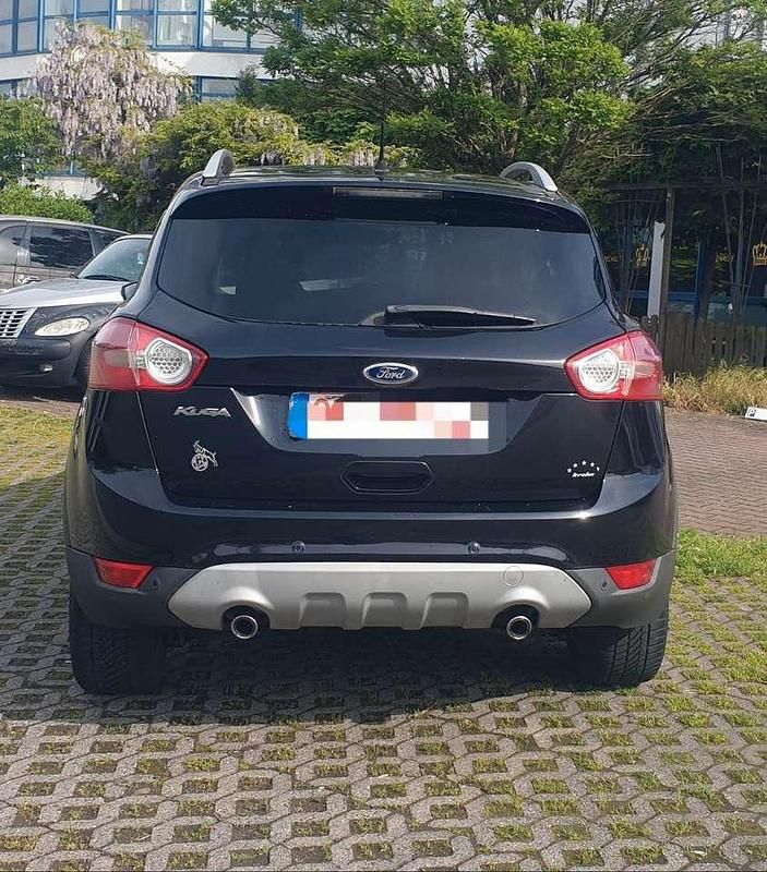 Gebraucht Ford Kuga Champions Edition 163 PS (119 kW) 2012 Schwarz SUV