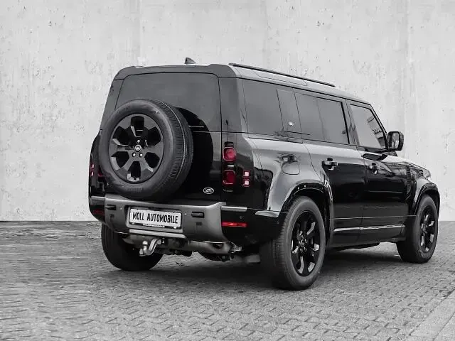 Gebraucht Land Rover Defender SE Dynamic 405 PS (297 kW) 2023 Schwarz SUV
