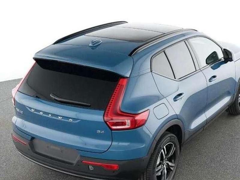 Gebraucht Volvo XC40 Plus 197 PS (144 kW) 2025 Fjord blau SUV