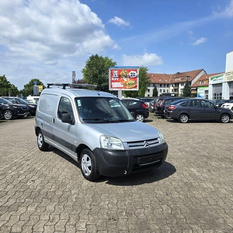 Gebraucht Citroën Berlingo 69 PS (50 kW) 2004 Silber Van / Kleinbus