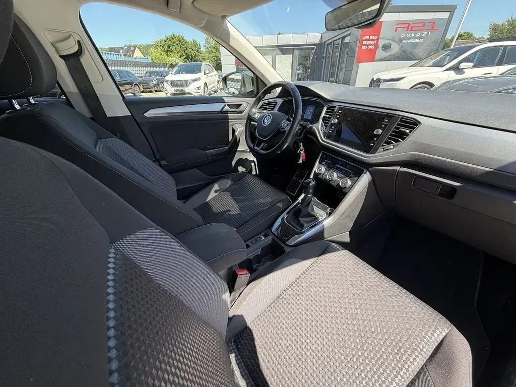 Gebraucht VW T-Roc Active 110 PS (80 kW) 2021 Weiß SUV