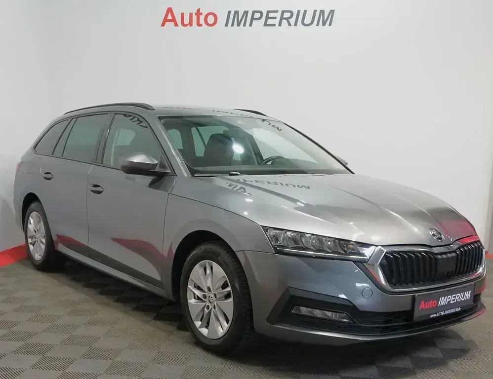 Gebraucht Skoda Octavia Ambition 150 PS (110 kW) 2023 Grau Kombi