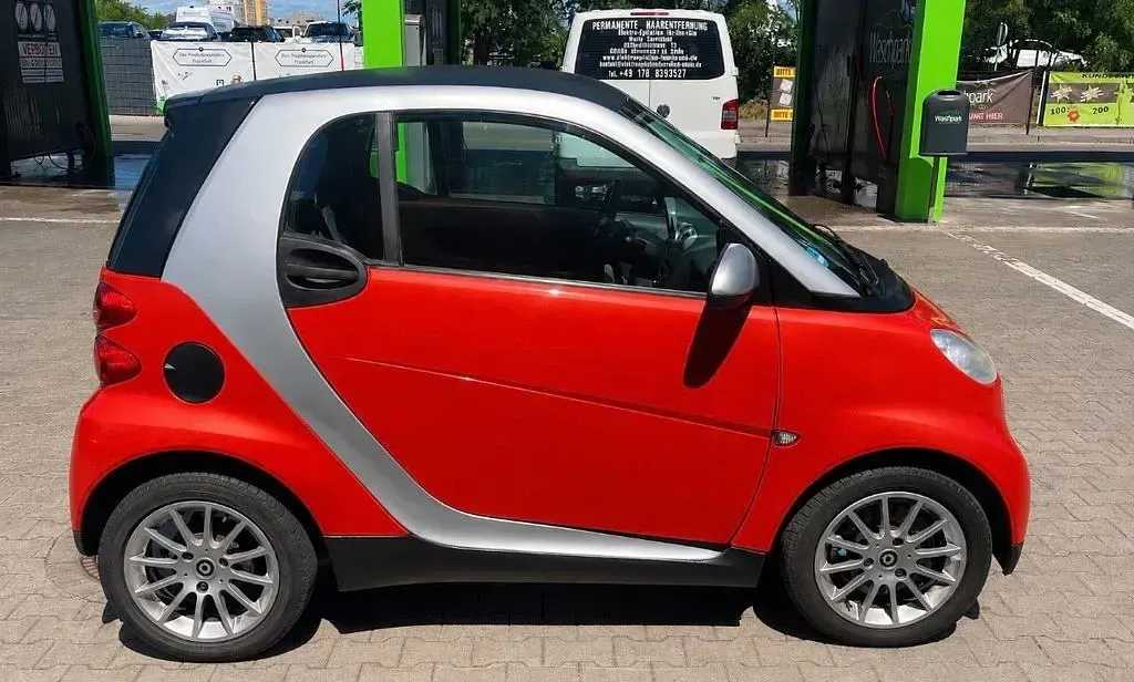 Gebraucht Smart ForTwo Coupé 71 PS (52 kW) 2008 Rot Coupé