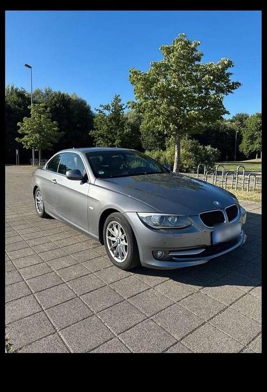 Gebraucht BMW 318 Cabriolet 143 PS (105 kW) 2011 Cabrio