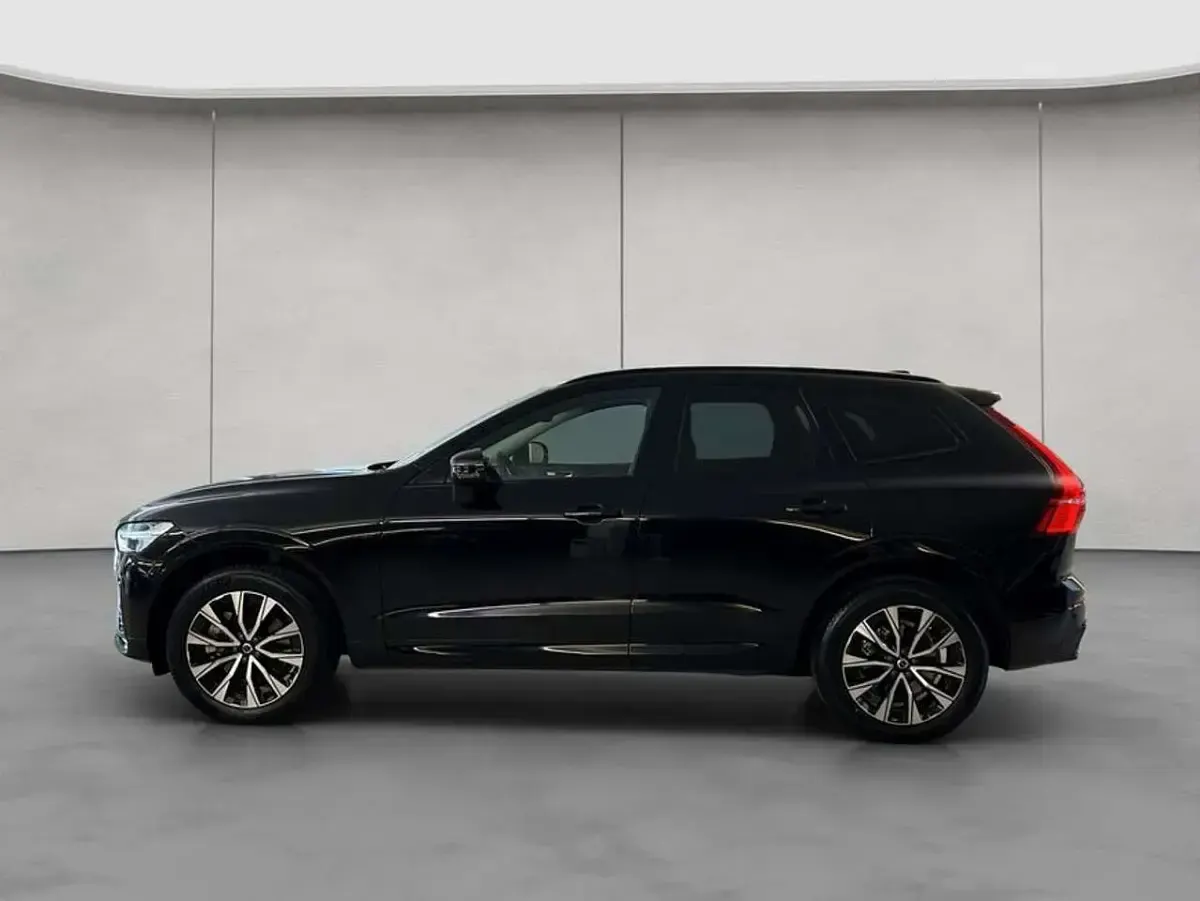 Gebraucht Volvo XC60 Plus 197 PS (144 kW) 2024 Schwarz SUV