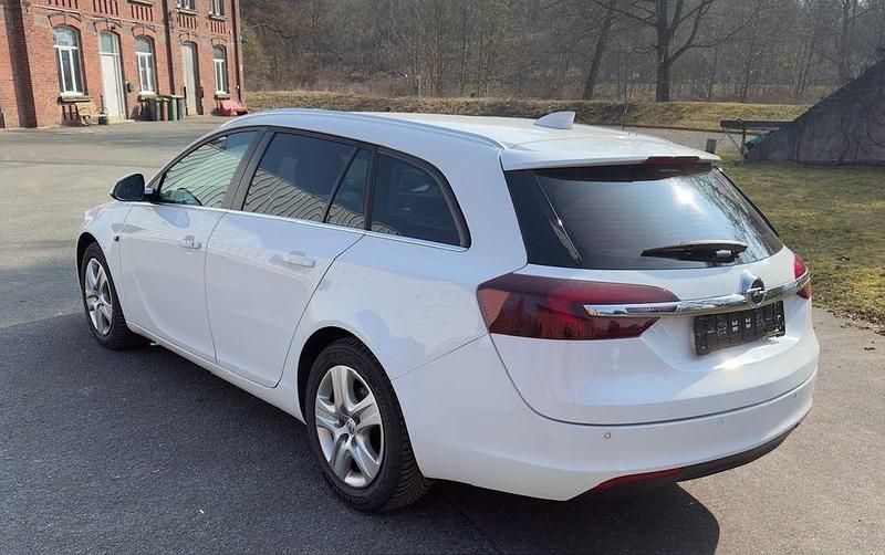 Gebraucht Opel Insignia 136 PS (100 kW) 2017 Weiß Kombi