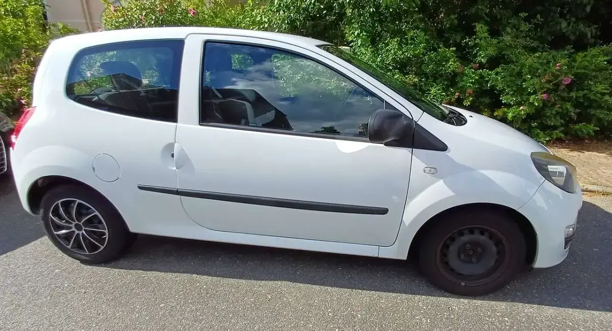 Gebraucht Renault Twingo 75 PS (55 kW) 2013 Weiß Kleinwagen
