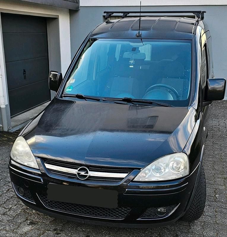 Schwarz Gebraucht 2008 Opel Combo Van / Kleinbus | 2.500 € (Guter Preis) - Bild 1/4