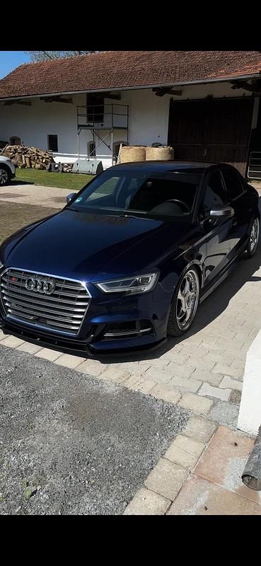 Gebraucht Audi S3 Design 310 PS (228 kW) 2016 Blau Limousine