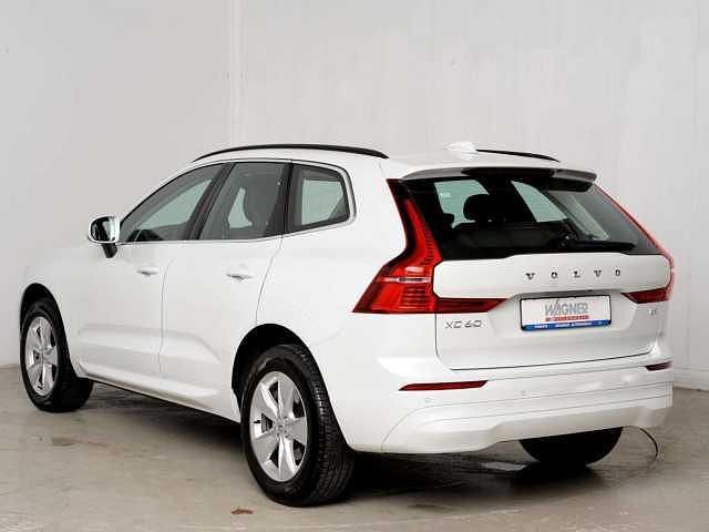 Gebraucht Volvo XC60 197 PS (144 kW) 2023 Weiß SUV