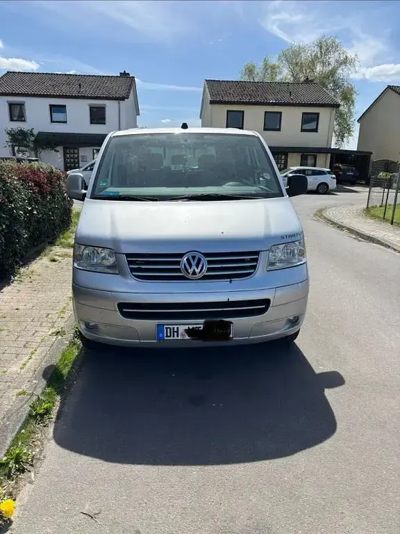 Gebraucht VW Multivan 178 PS (130 kW) 2009 Silber Van / Kleinbus