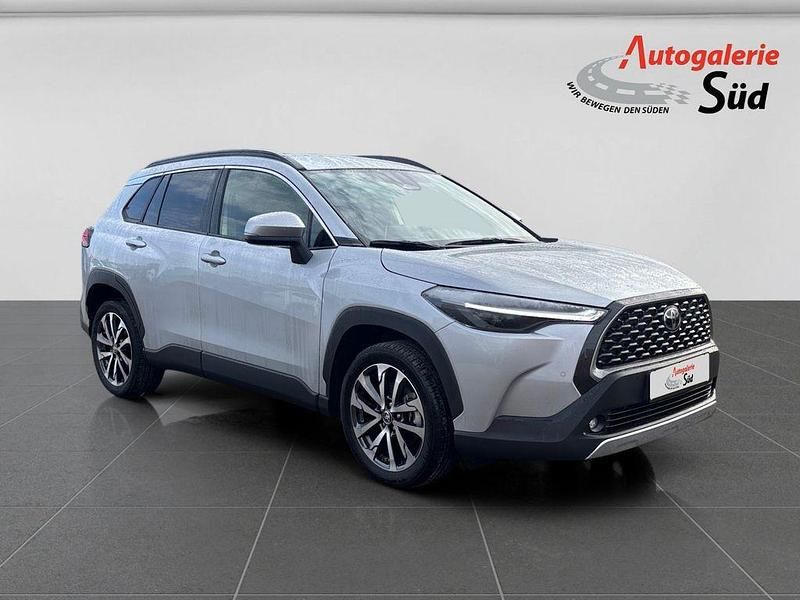 Gebraucht Toyota Corolla Cross Style 140 PS (102 kW) 2025 Silber SUV