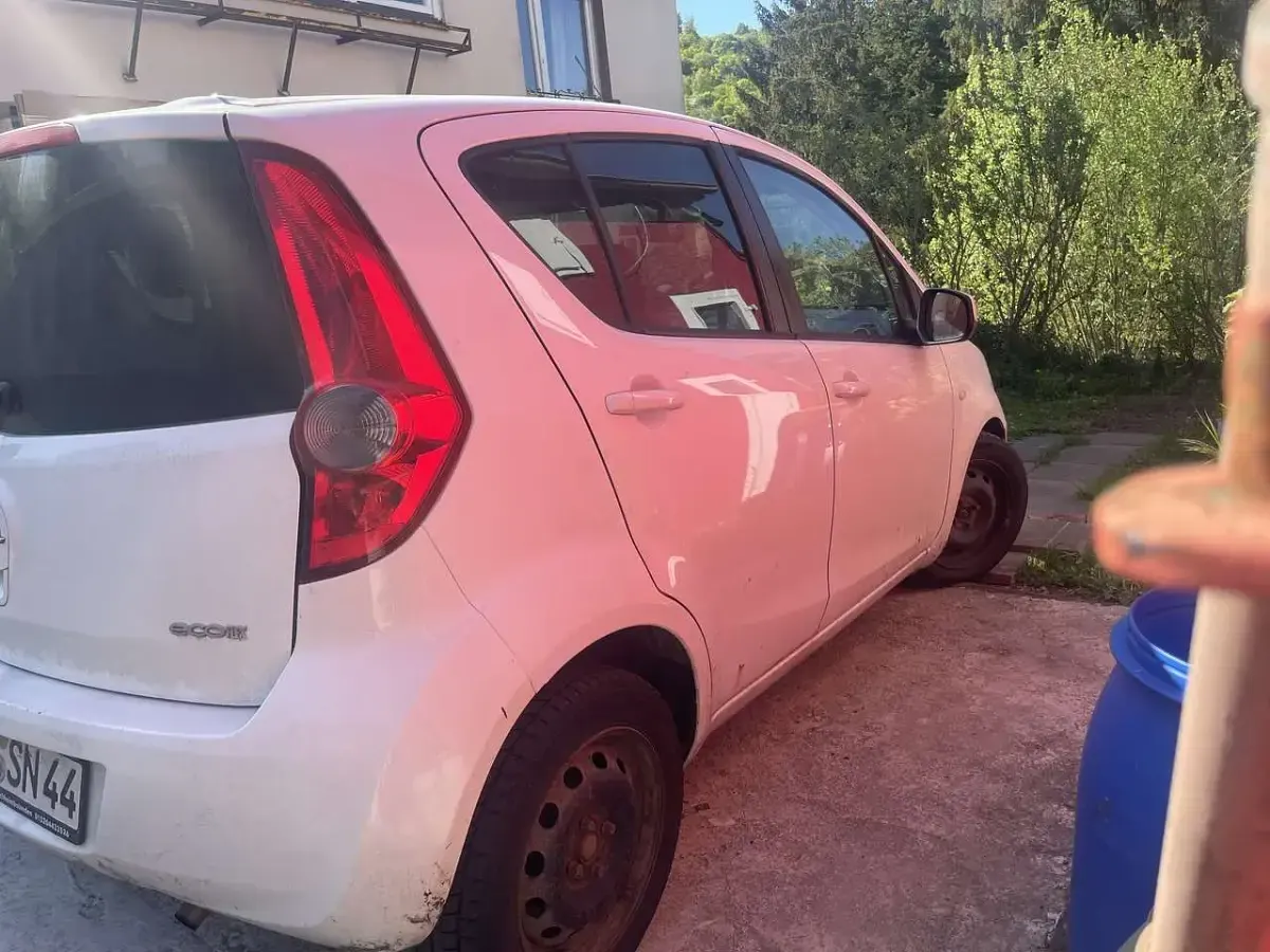 Gebraucht Opel Agila 68 PS (50 kW) 2011 Kleinwagen