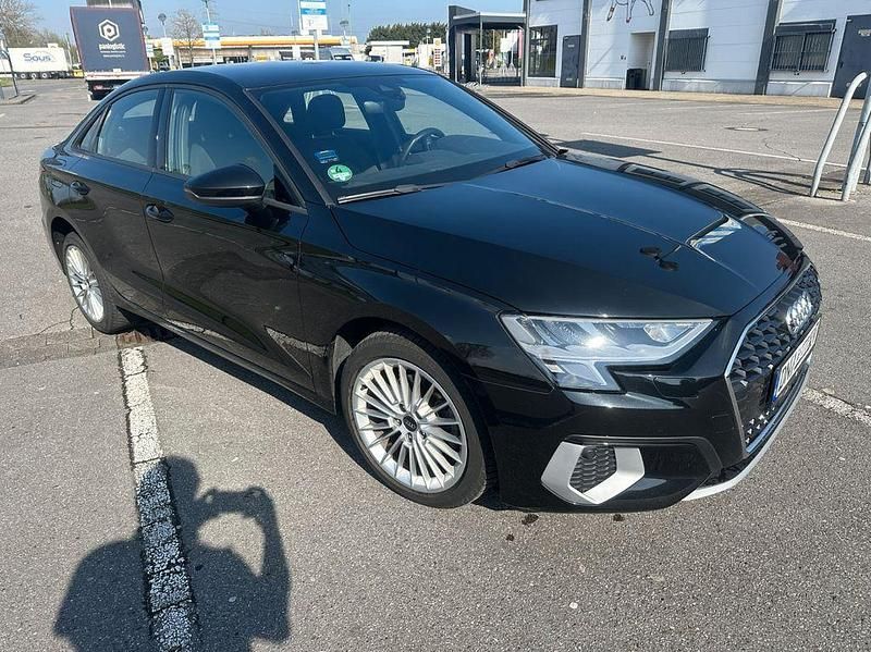 Second-hand Audi A3 Advanced 150 CP (110 kW) 2022 Berlinǎ
