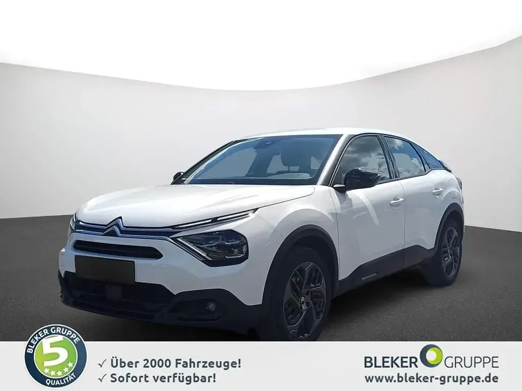 Used Citroën C4 Feel 131 HP (96 kW) 2023 White Sedan