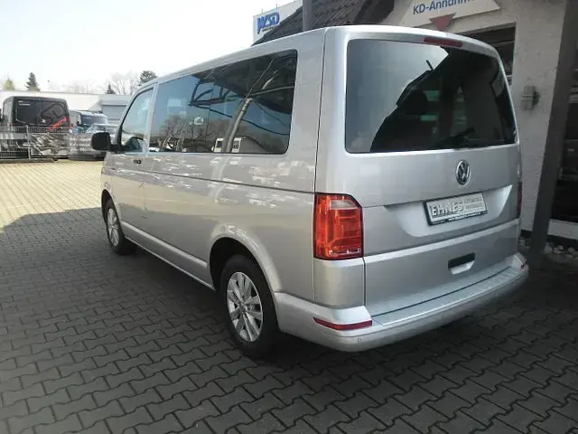 Gebraucht VW T6.1 Trendline 150 PS (110 kW) 2019 Silber metallic Van