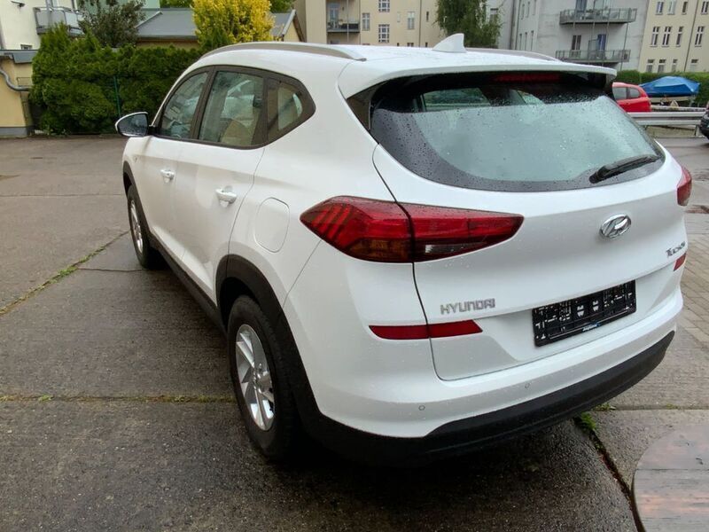 Gebraucht Hyundai Tucson Select 132 PS (97 kW) 2019 Weiß SUV