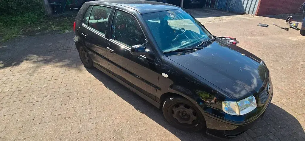 Gebraucht VW Polo Edition 50 PS (36 kW) 2001 Schwarz Limousine