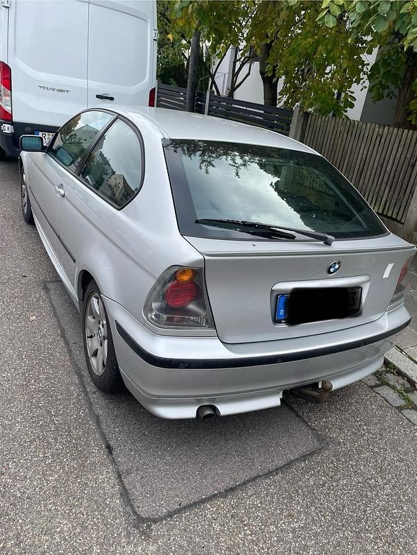 Silber Gebraucht 2001 BMW 316 Compact Kleinwagen | 2.200 € (Fairer Preis) - Bild 1/3