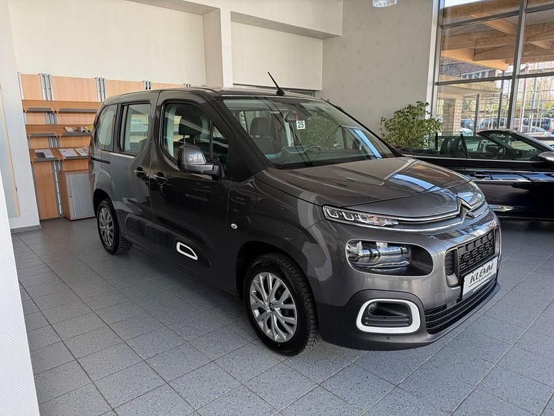 Gebraucht Citroën Berlingo Feel 131 PS (96 kW) 2020 Grau Van / Kleinbus