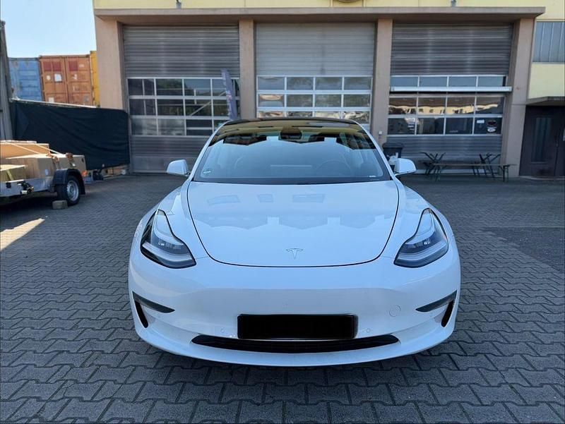 Gebraucht Tesla Model 3 324 kW (441 PS) 2020 Weiß Limousine
