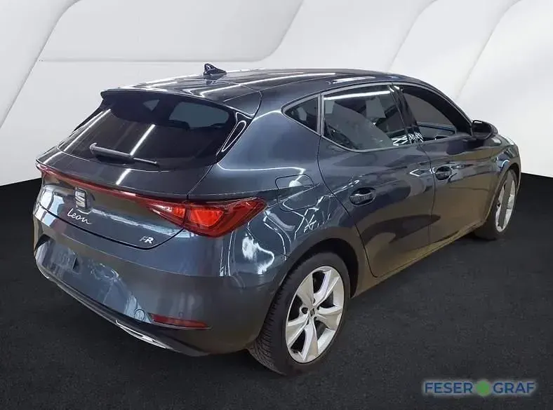 Gebraucht Seat Leon FR 150 PS (110 kW) 2025 Magnetic grau metallic Limousine