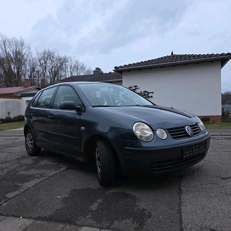Gebraucht VW Polo 63 PS (46 kW) 2003 Grau Kleinwagen