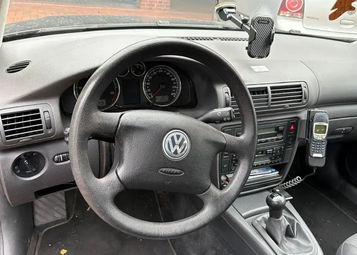 Usata VW Passat 101 CV (74 kW) 2004 Nero Station wagon