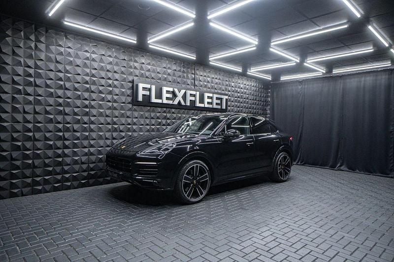 Schwarz Gebraucht 2023 Porsche Cayenne Coupe GTS Sport Coupé | 109.990 € (Fairer Preis) - Bild 1/4